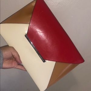 NWT BCBG ENVELOPE BAG
